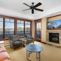 Crystal Peak Explorer Condo: Ski-In, Ski-Out Luxury