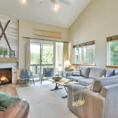 Pointe at Lake Dillon Townhome: Hot Tub, Mountain Views!