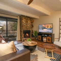 Lodge at Lake Dillon Condo: Great Year-Round Location