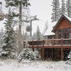 Shock Hill Chalet: 100 Yards to Mid-Station Gondola