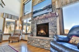 Viking Vista Retreat Luxury Home: Great Views - Image 3