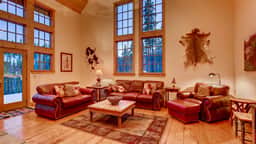 Mountain Lodge at Snowshoe: Beautiful Location, Views - Image 3