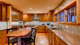 Mountain Lodge at Snowshoe: Beautiful Location, Views - Image 5