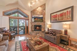 Los Pinos Pine Cone Condo: Stroll To Lift - Image 2