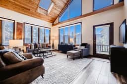 Ullr Haus: Luxurious Mountain Home w/ Hot Tub & Views - Image 4