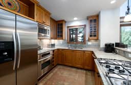 Woods Gondola Watch Townhome: Location! Sleeps 11 Private Hot Tub - Image 5