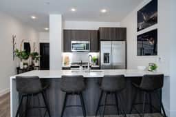 River West Red Peak Condo: Upscale Finishes, Hot Tub - Image 5