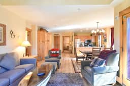 The Springs at River Run - Walk to Lifts, Pool & Hot Tubs - Image 3
