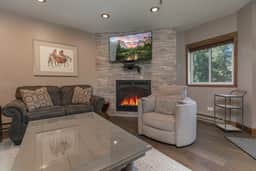 Village Chateaux Northstar Condo: Downtown, Ski In/Out - Image 2