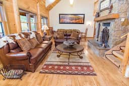 Bear Creek Mining Lodge: Mountain Style, Hot Tub - Image 2