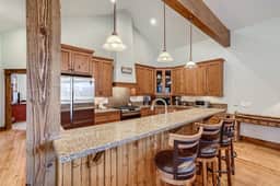 Retreat at Shock Hill Home: Walk to Gondola - Image 4