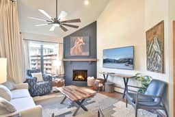River Mountain Lodge Uptown: Private Hot Tub, Mountain Views, Downtown! - Image 2
