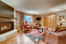 Casa de Montagne Home: High-End Log Home, Downtown Frisco - Image 4