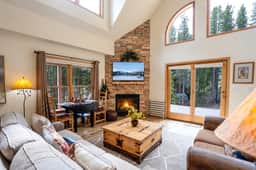 Timberline Ridge Retreat: Private Wooded Retreat, Minutes from Town - Image 3
