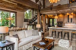 Quandary Estate Home: Luxurious, Breathtaking Views - Image 5