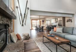 Summit Haven Home: Hot Tub, Stylish New Remodel - Image 5