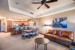 Crystal Peak Explorer Condo: Ski-In, Ski-Out Luxury - Image 3
