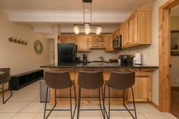 Lodge at Lake Dillon Condo: Great Year-Round Location - Image 5