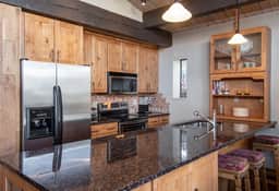 Tamarisk Slalom Condo: Walk To The Slopes/Town - Image 5