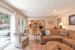 Quicksilver Chalet: Hot Tub, Sleeps 10 - Image 3