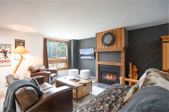 Ski Hill Powder Retreat: Downtown Breck, Walk to Gondola - Image 1