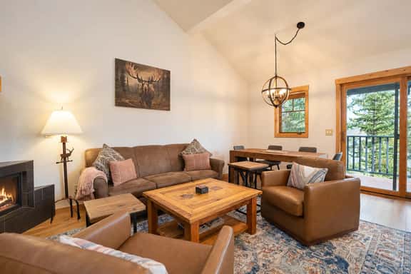 Twin Elk Lodge Pine & Peak Townhome: Walk To Main Street & Gondola, Ski-In - Image 1