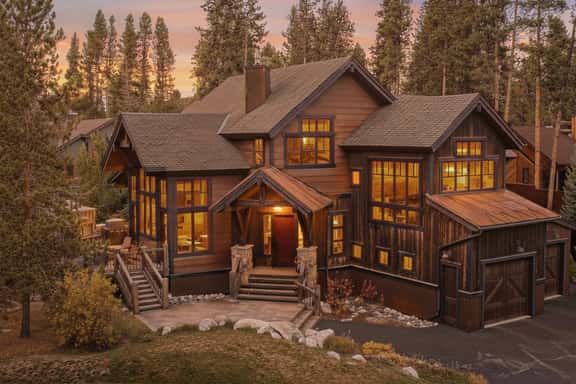Alpine Mountain Lodge - Luxury Home w/ Hot Tub - Image 1