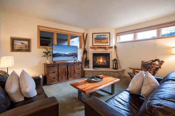 Corral at Breckenridge Après Retreat Condo: Private Hot Tub, Walk to Town - Image 1