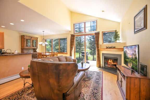 Highland Greens Fairway Townhome: Hot Tub, Views - Image 1