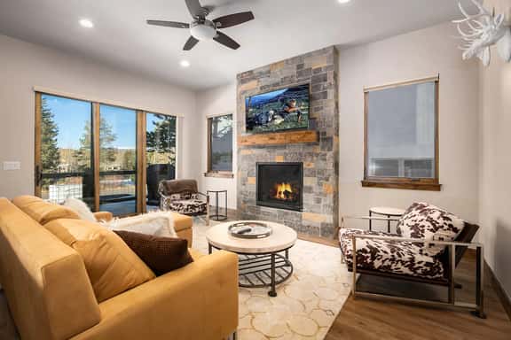 Deming Crossing Duplex: Downtown Frisco Chic - Image 1