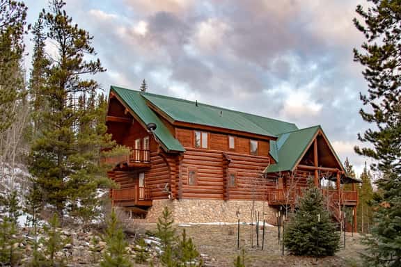 Elk Meadow Lodge: Luxury Log Home, Hot Tub - Image 1