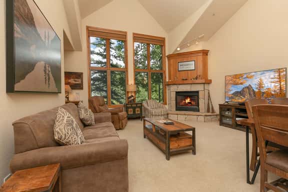 Riverbend Sawmill Run Condo: Ski In/Out Retreat - Image 1