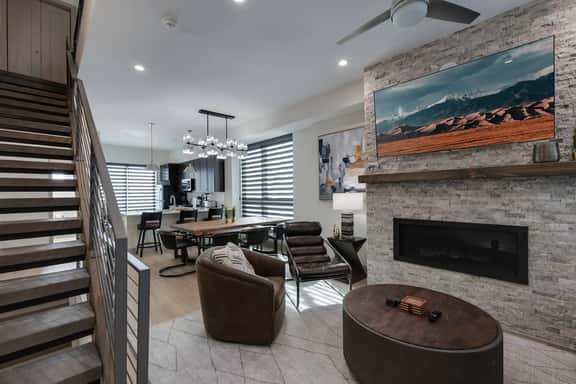 Fourth Street Crossing Summit Townhome: Downtown Silverthorne Getaway - Image 1