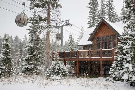 Shock Hill Chalet: 100 Yards to Mid-Station Gondola - Image 1