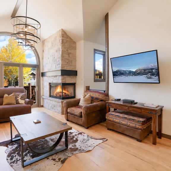 Elk Ridge Trail Townhome: Hot Tub, Spacious, Cool Location - Image 1
