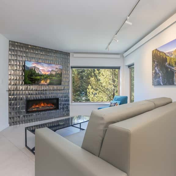 Powderhorn Streamside Condo: Beautiful Remodel, Nice Location - Image 1
