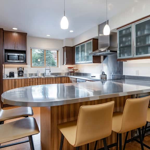 Cedars First Chair Townhome: On The Slopes - Image 1