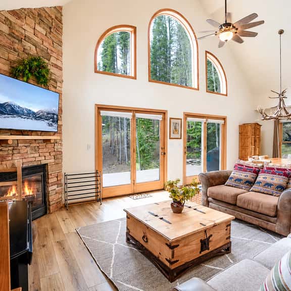 Timberline Ridge Retreat: Private Wooded Retreat, Minutes from Town - Image 1