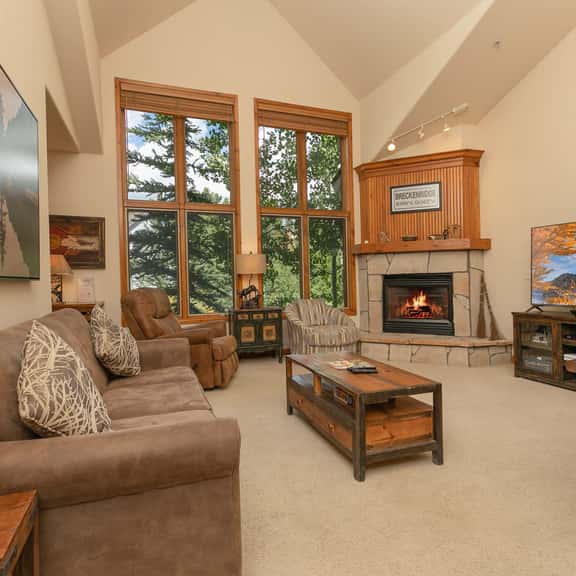 Riverbend Sawmill Run Condo: Ski In/Out Retreat - Image 1