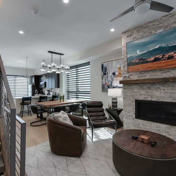 Fourth Street Crossing Summit Townhome: Downtown Silverthorne Getaway - Image 1