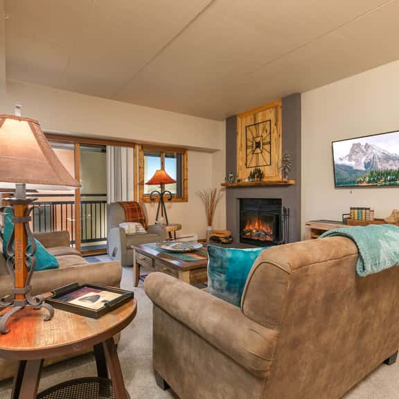 Village Shavano Briar Rose Run Condo: Ski-In/Out - Image 1