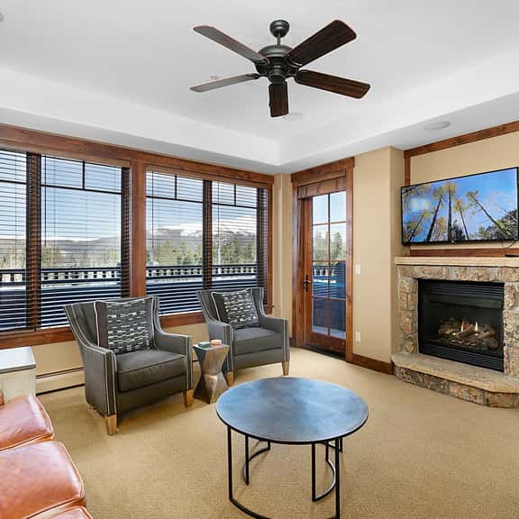 Crystal Peak Explorer Condo: Ski-In, Ski-Out Luxury - Image 1