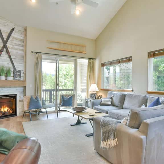 Pointe at Lake Dillon Townhome: Hot Tub, Mountain Views! - Image 1
