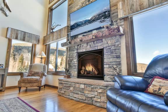 Viking Vista Retreat Luxury Home: Great Views - Image 3