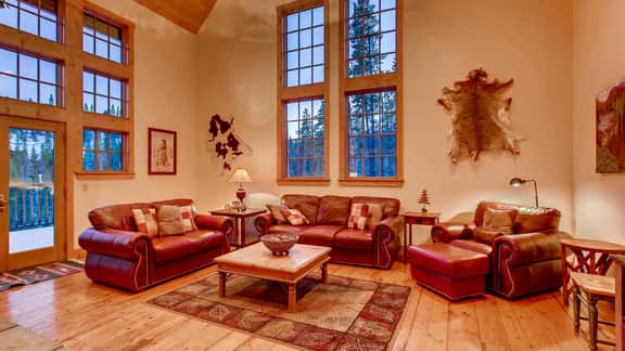 Mountain Lodge at Snowshoe: Beautiful Location, Views - Image 3