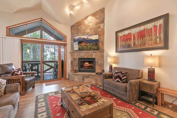 Los Pinos Pine Cone Condo: Stroll To Lift - Image 2