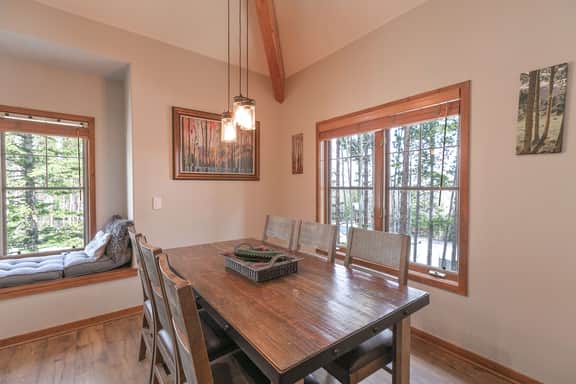 Los Pinos Pine Cone Condo: Stroll To Lift - Image 5