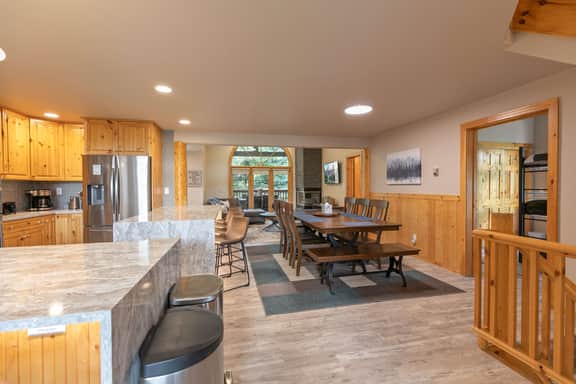 Elk Ridge Imperial Townhome: Spacious, Hot Tub - Image 5