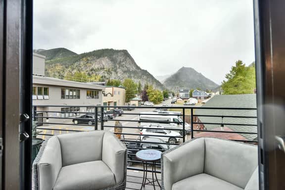 Frisco Gold Townhome: Downtown Luxury, Great Views - Image 2