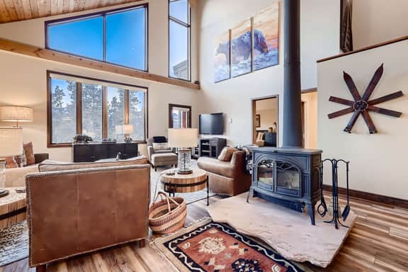 Ullr Haus: Luxurious Mountain Home w/ Hot Tub & Views - Image 2
